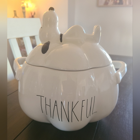 Rae Dunn Other - Rae Dunn "Snoopy Thankful" Bowl w/Lid